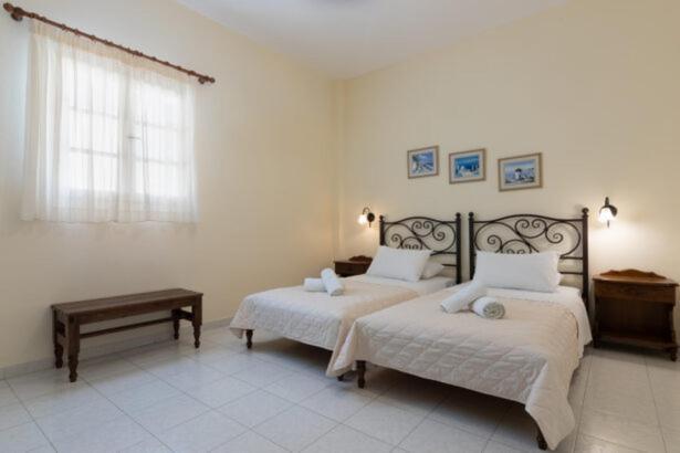 Sardis Rooms Aliki  Exterior foto